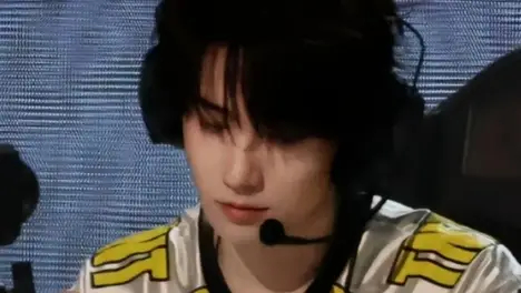 IG与T1对决引爆S15入围赛,门票价格飙升16倍!宁王点评LPL赛区潜力,电竞市场火爆创纪录